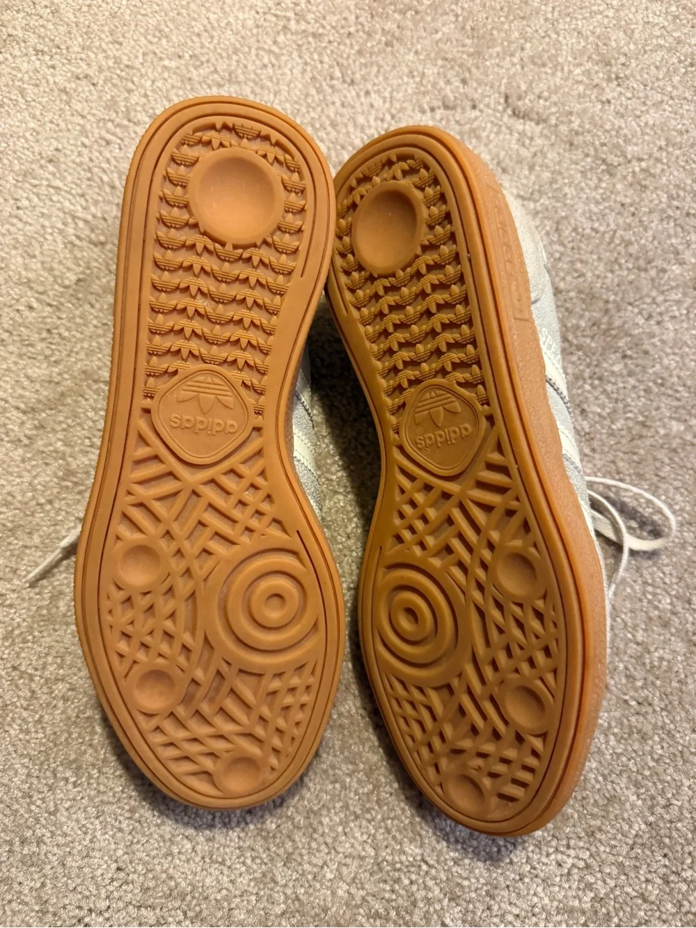 adidas Spezial Suede Sneaker in Light Grey and Gum Size 7